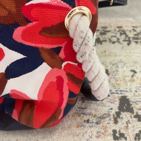 Small cute purse from Target - Picture 2 of 6